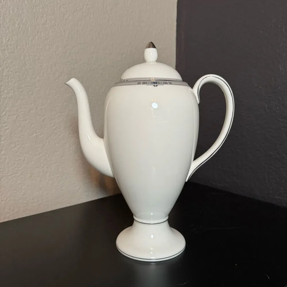 Vintage Wedgwood Coffee Pot Amherst Pattern White with Platinum Trim